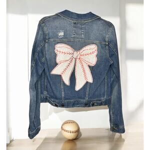 Mudd Sequined Coquette White Baseball Bow Blue Denim Distressed Jean Jacket Sz M